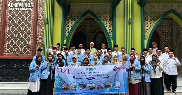 Kkn luar