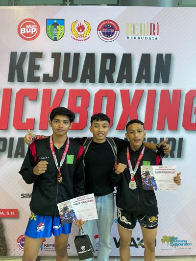 Sungging juara ii boxing